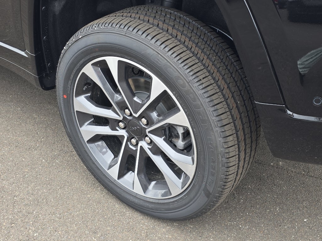 2025 Jeep Grand Cherokee GRAND CHEROKEE OVERLAND 4X4