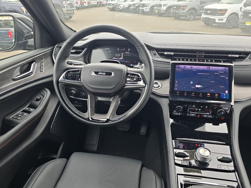 2025 Jeep Grand Cherokee GRAND CHEROKEE OVERLAND 4X4