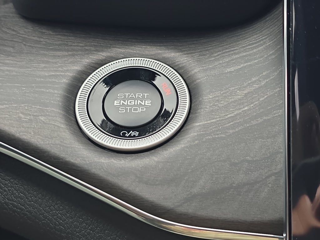 2025 Jeep Grand Cherokee GRAND CHEROKEE OVERLAND 4X4