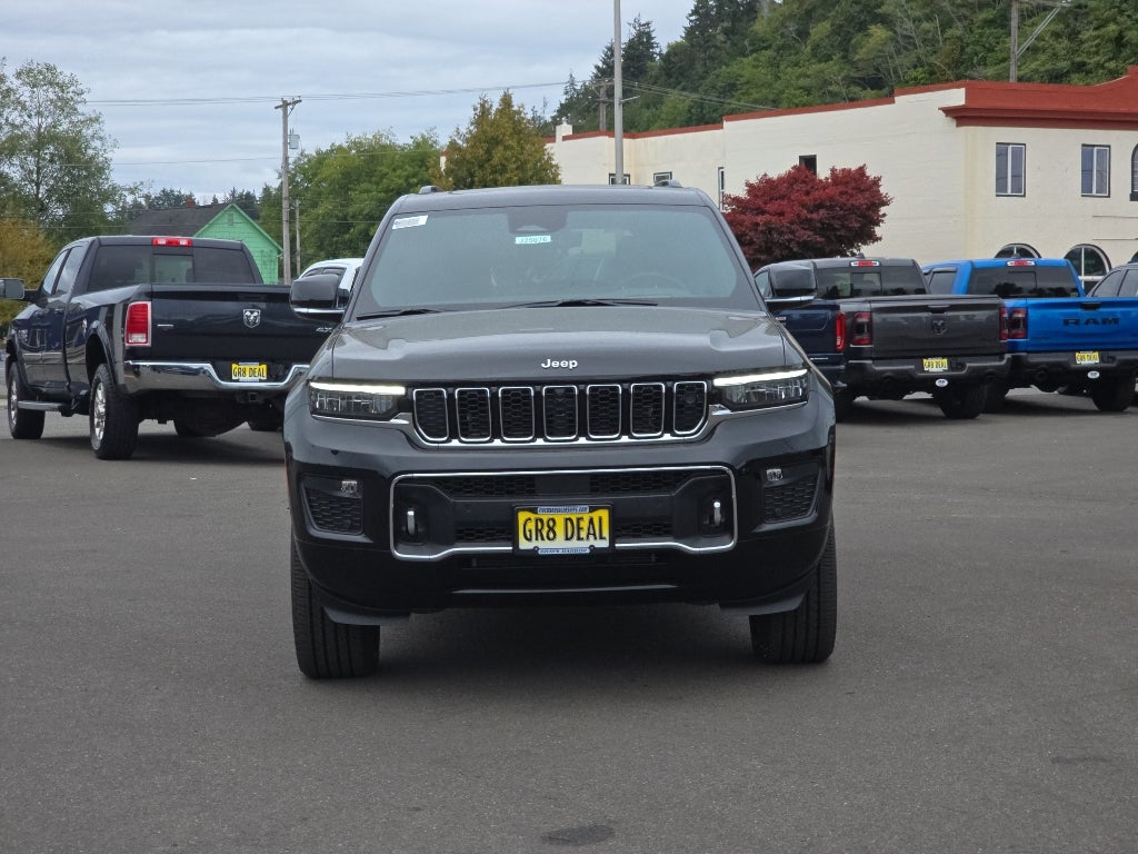 2025 Jeep Grand Cherokee GRAND CHEROKEE OVERLAND 4X4