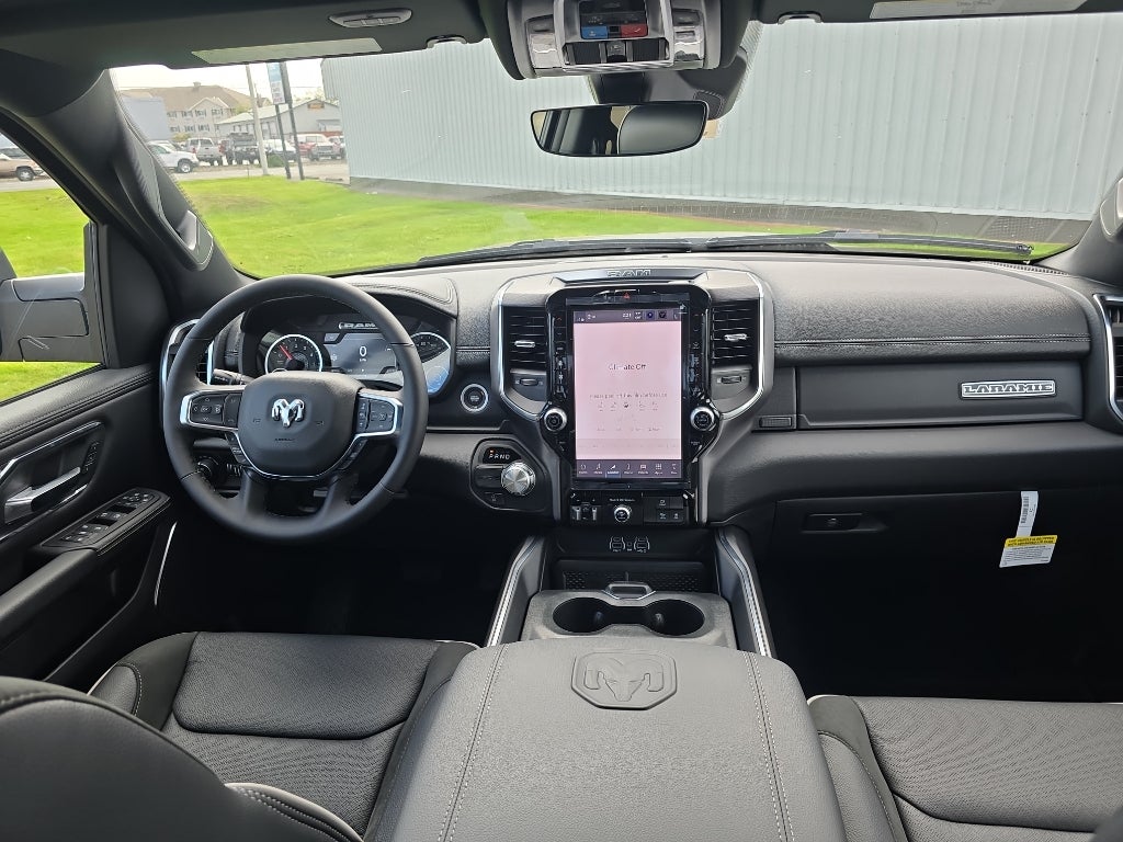 2026 RAM Ram 1500 RAM 1500 LARAMIE CREW CAB 4X2 5'7' BOX