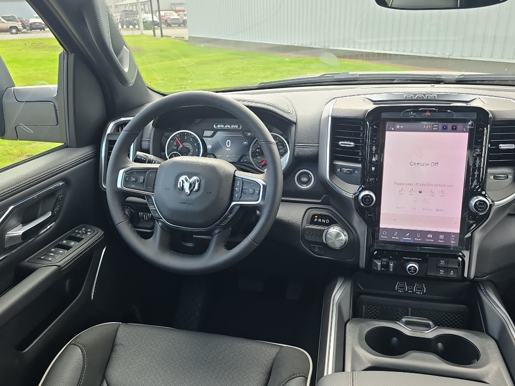 2026 RAM Ram 1500 RAM 1500 LARAMIE CREW CAB 4X2 5'7' BOX