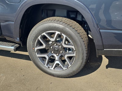 2025 RAM Ram 1500 RAM 1500 LARAMIE CREW CAB 4X4 5'7' BOX