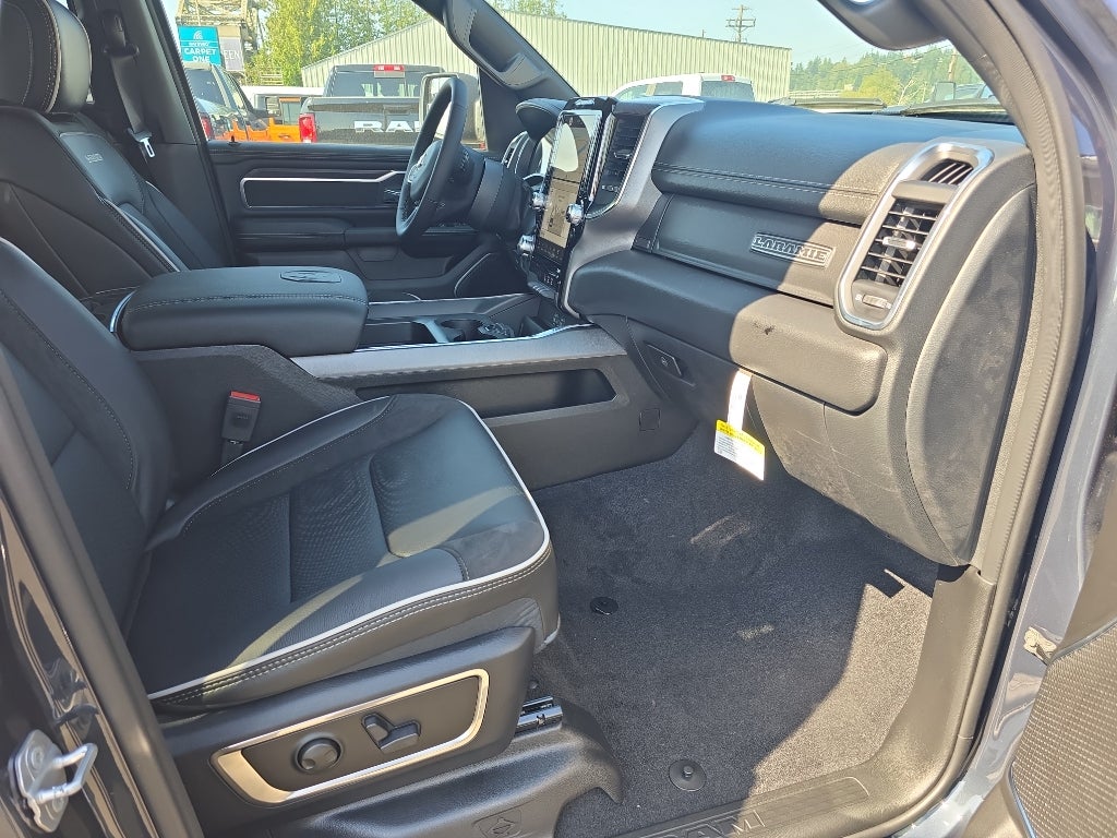 2025 RAM Ram 1500 RAM 1500 LARAMIE CREW CAB 4X4 5'7' BOX