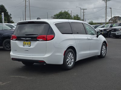 2025 Chrysler Voyager VOYAGER LX