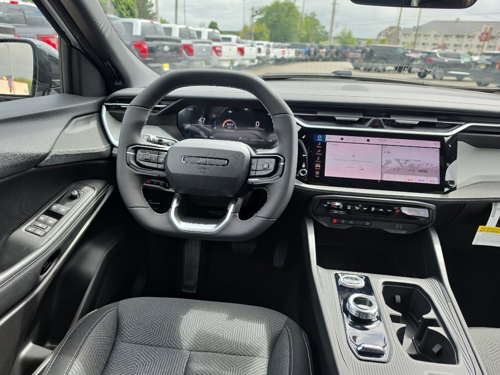 2026 Jeep Cherokee CHEROKEE LAREDO 4X4
