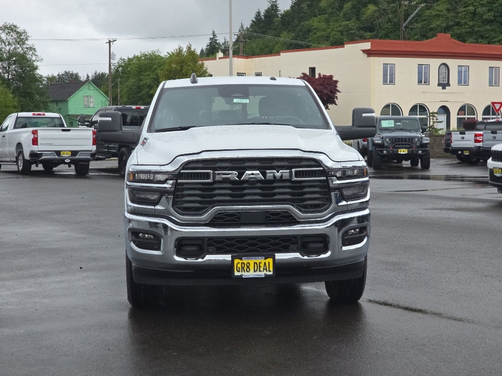 2025 RAM Ram 3500 RAM 3500 TRADESMAN CREW CAB 4X4 8' BOX