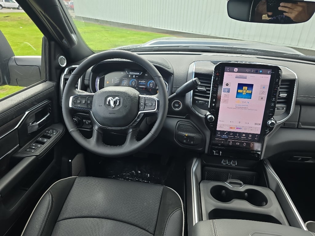 2026 RAM Ram 3500 RAM 3500 LARAMIE CREW CAB 4X4 8' BOX