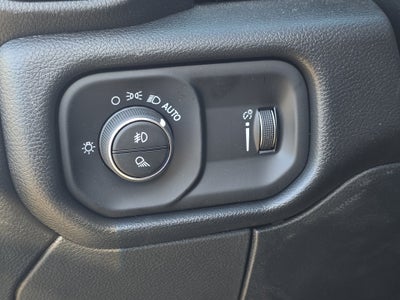 2026 RAM Ram 2500 RAM 2500 BLACK EXPRESS CREW CAB 4X4 8' BOX