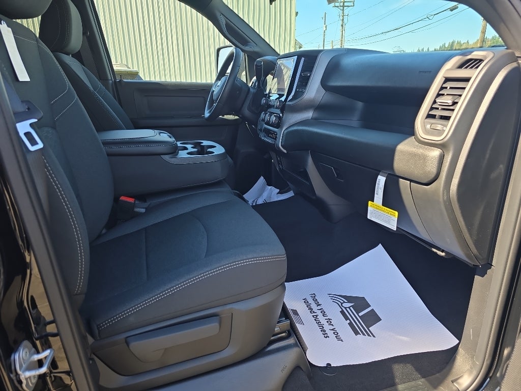 2026 RAM Ram 2500 RAM 2500 BLACK EXPRESS CREW CAB 4X4 8' BOX