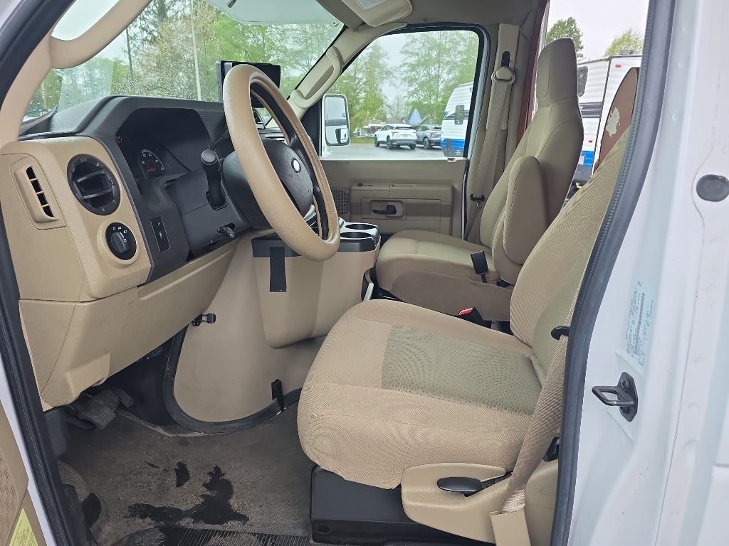 2014 Ford Econoline E350 Super Duty Base