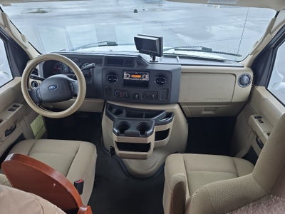 2014 Ford Econoline E350 Super Duty Base