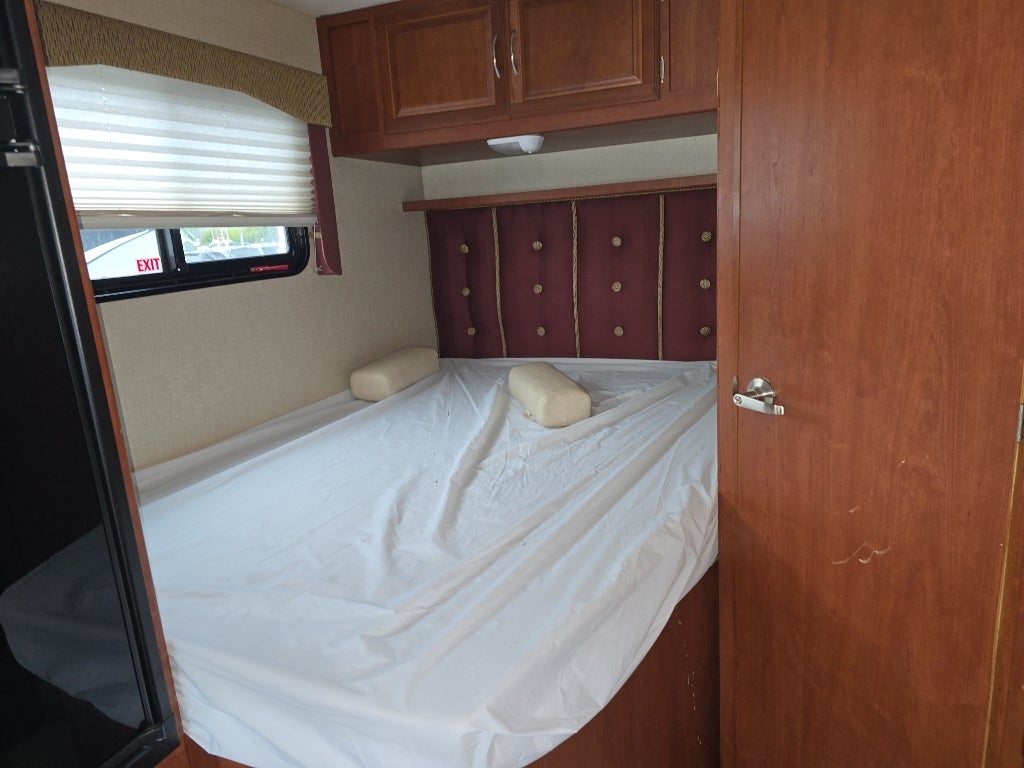 2014 Ford Econoline E350 Super Duty Base