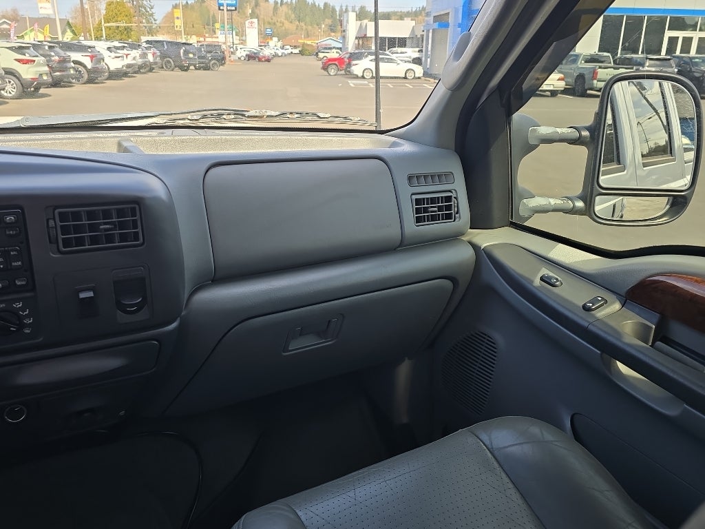 2003 Ford F-350 Super Duty Lariat