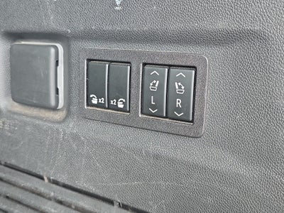 2023 Chevrolet Suburban 1500 Premier