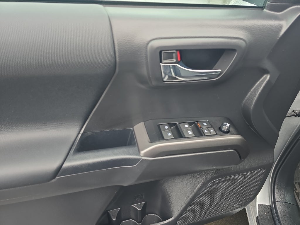 2023 Toyota Tacoma Base