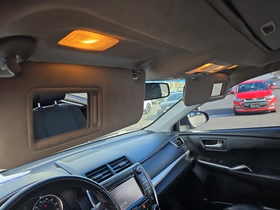 2016 Toyota Camry SE