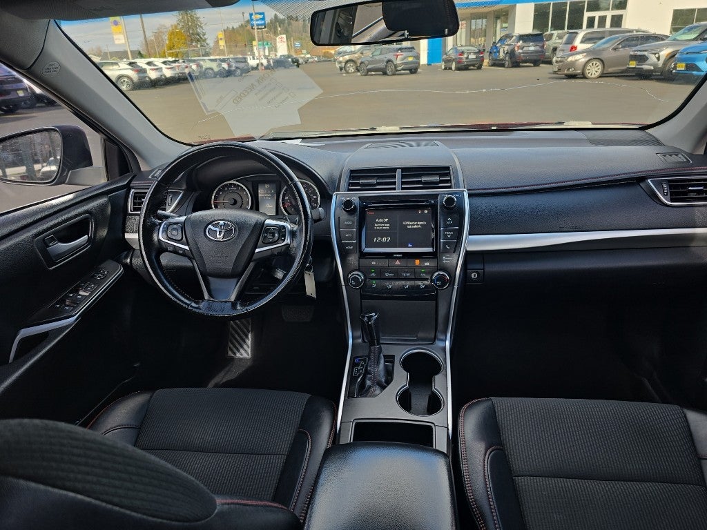 2016 Toyota Camry SE