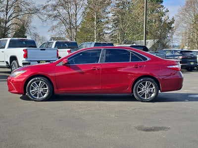 2016 Toyota Camry SE