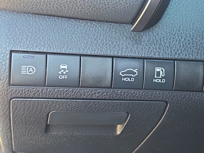 2020 Toyota Camry Hybrid Hybrid LE