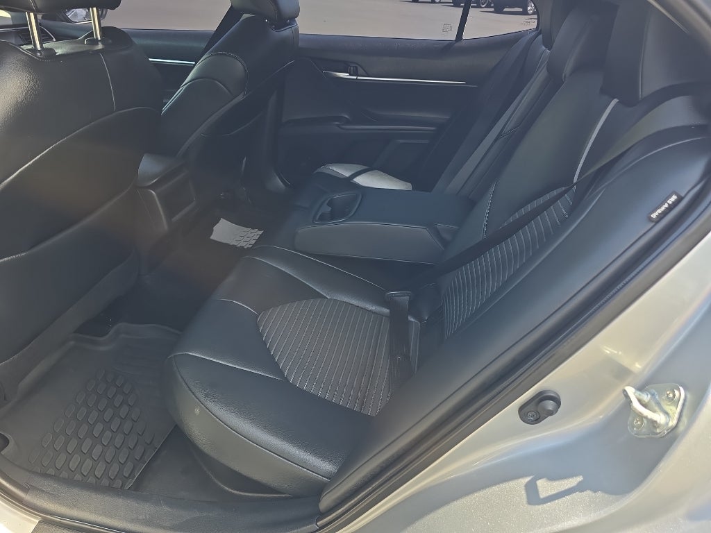 2022 Toyota Camry Hybrid Hybrid SE