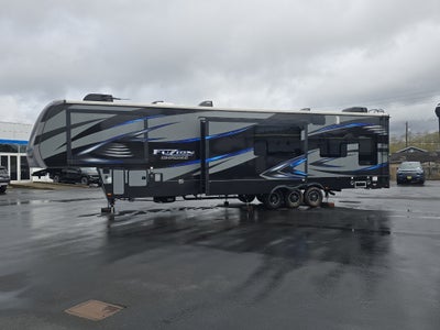 2016 KEYSTONE FUZION 414 Base