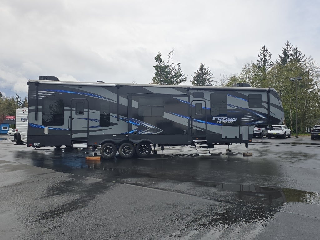 2016 KEYSTONE FUZION 414 Base