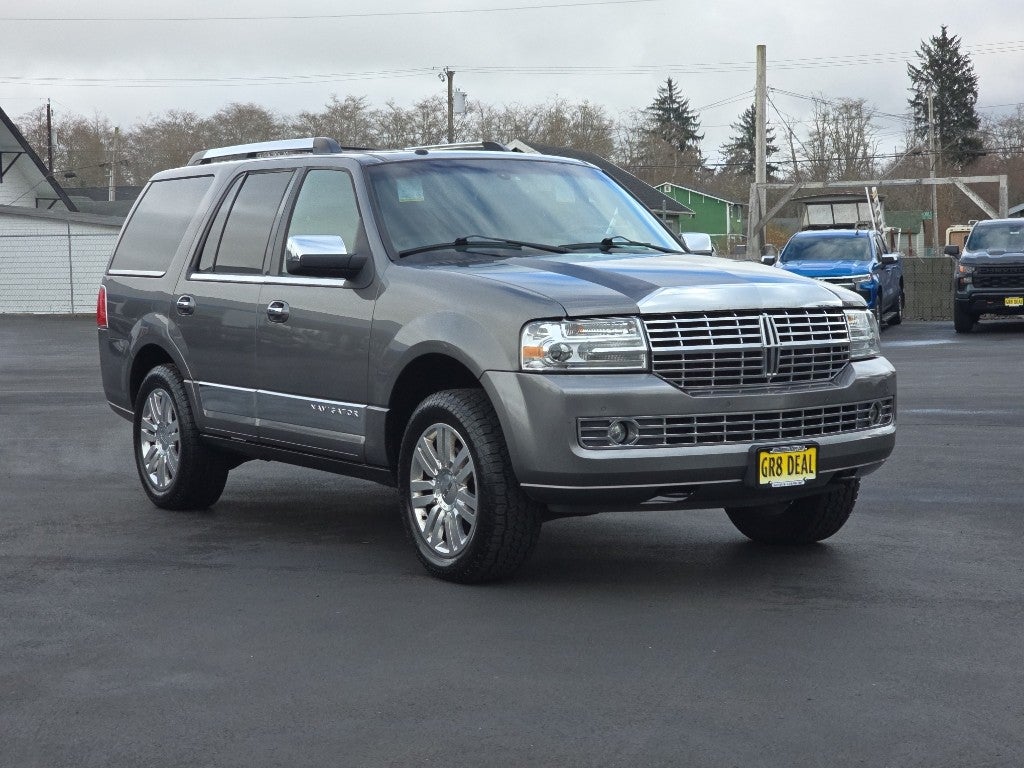2012 Lincoln Navigator Base