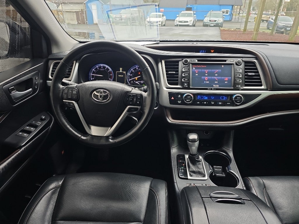 2015 Toyota Highlander Limited Platinum