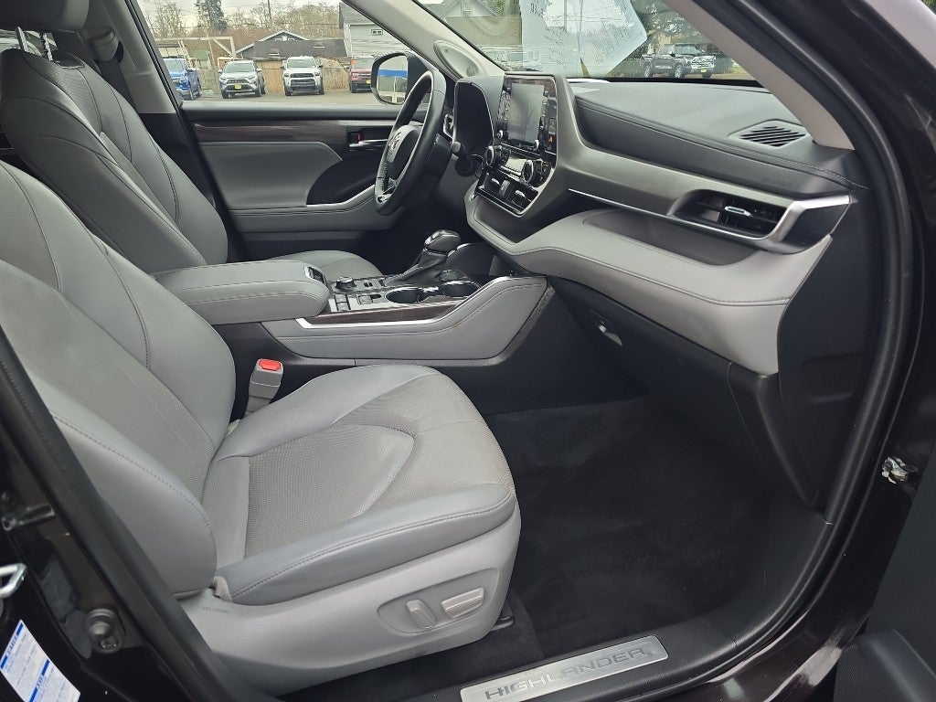 2022 Toyota Highlander Limited