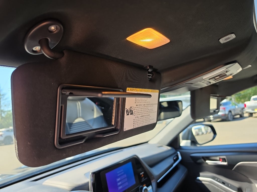 2025 Toyota Highlander XSE