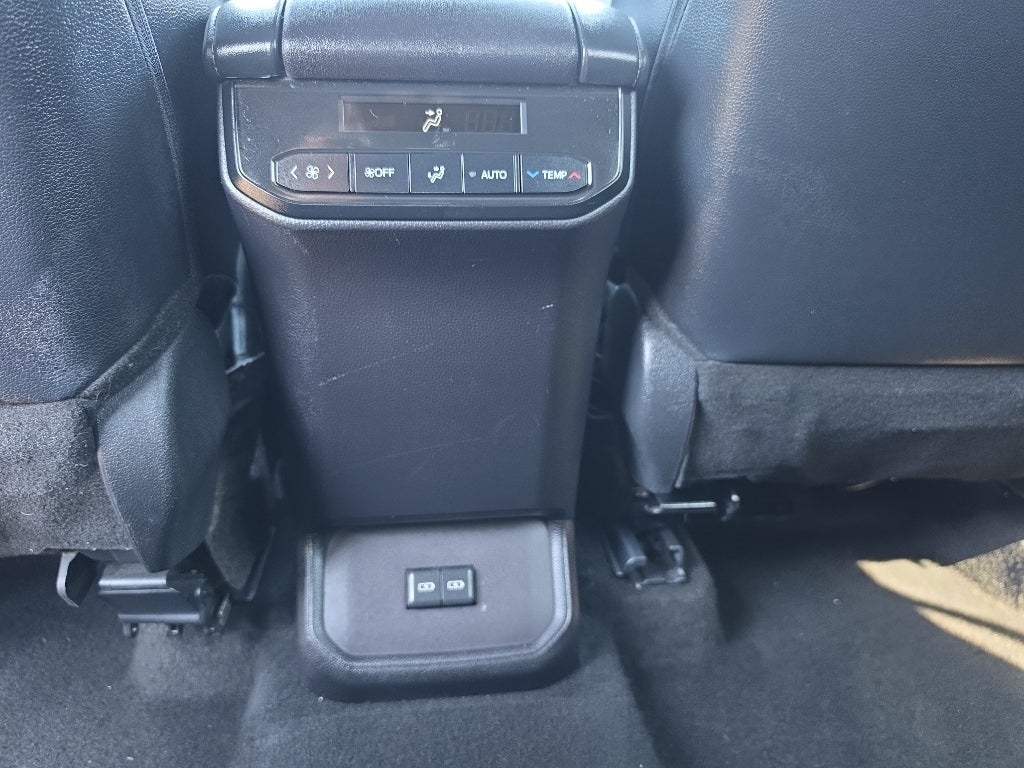 2025 Toyota Highlander XSE