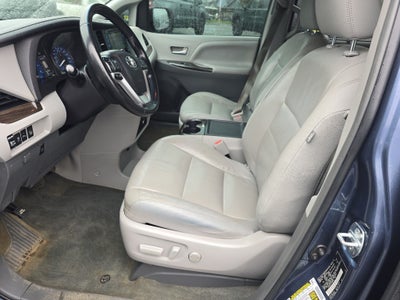 2015 Toyota Sienna XLE