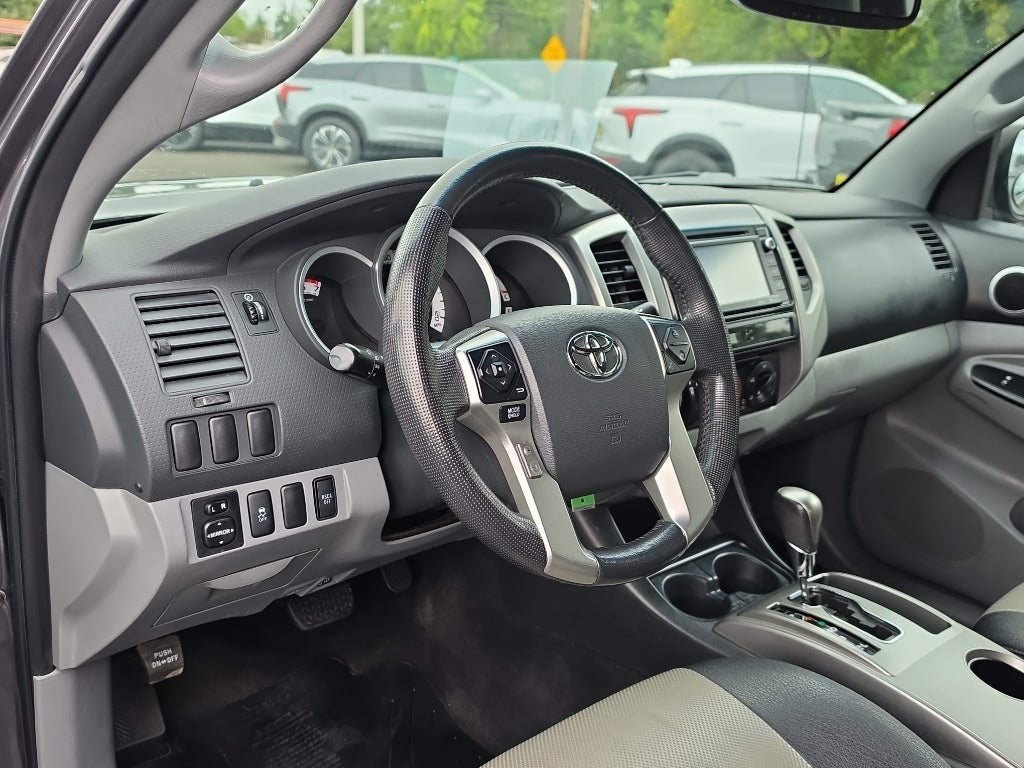 2014 Toyota Tacoma V6 (M6)