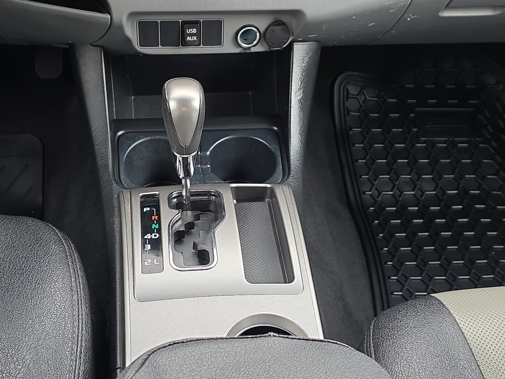 2014 Toyota Tacoma V6 (M6)