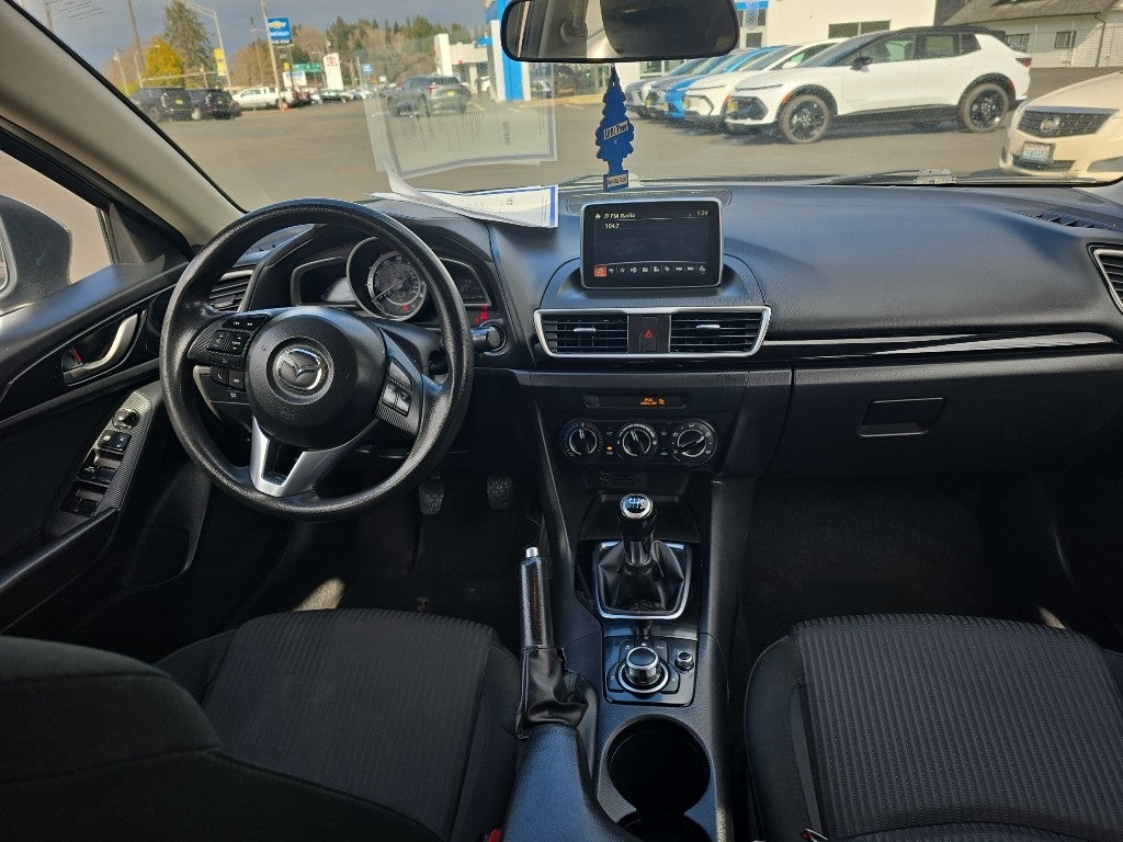 2016 Mazda Mazda3 i Sport