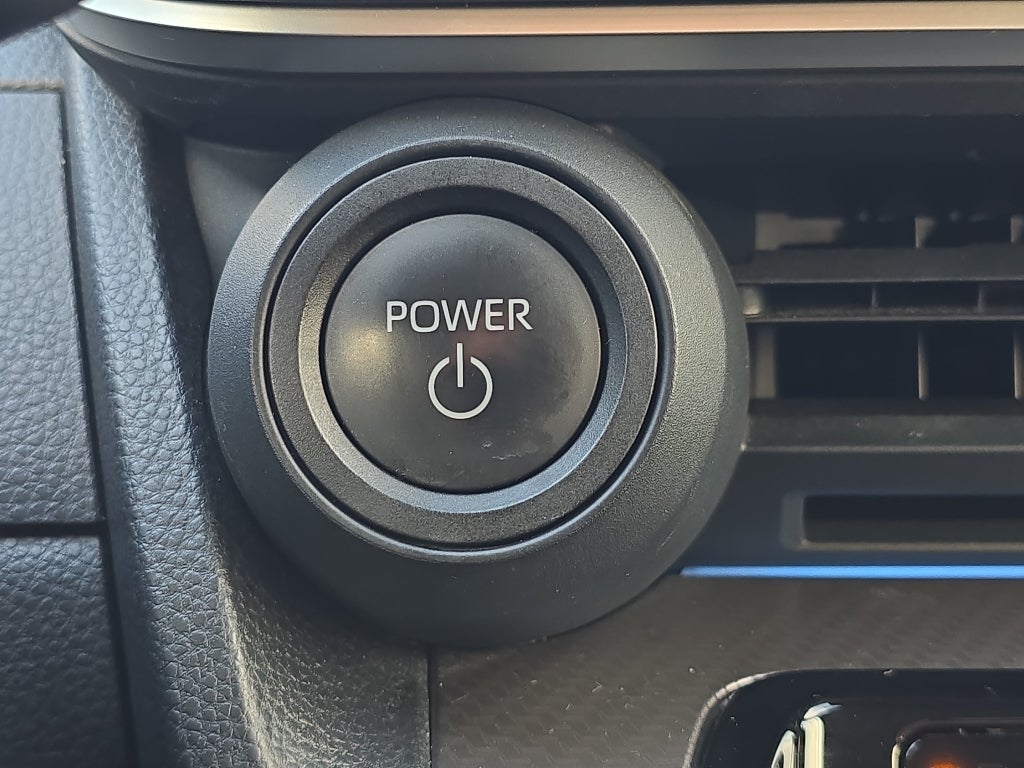 2023 Toyota Prius XLE