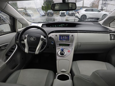 2014 Toyota Prius Five