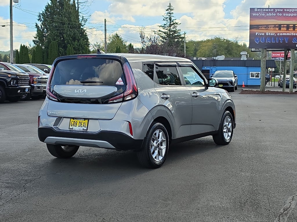 2024 Kia Soul LX