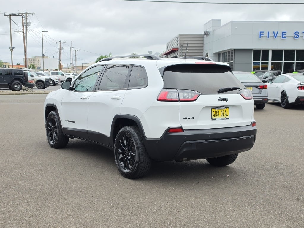 2023 Jeep Cherokee Altitude Lux