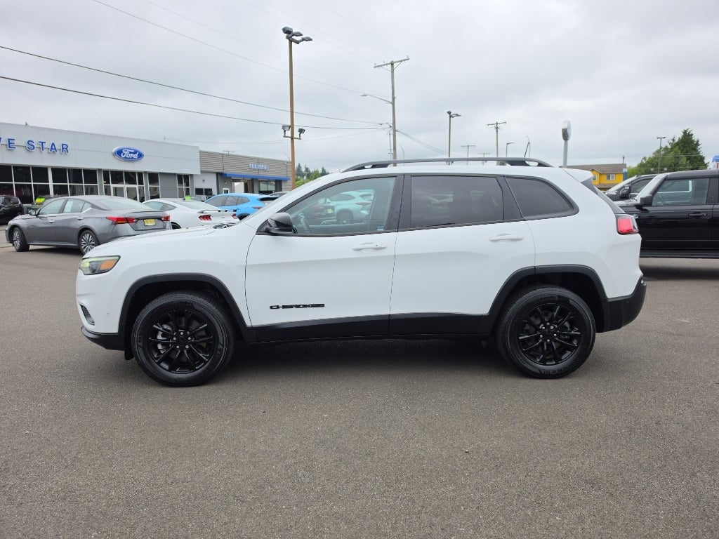 2023 Jeep Cherokee Altitude Lux