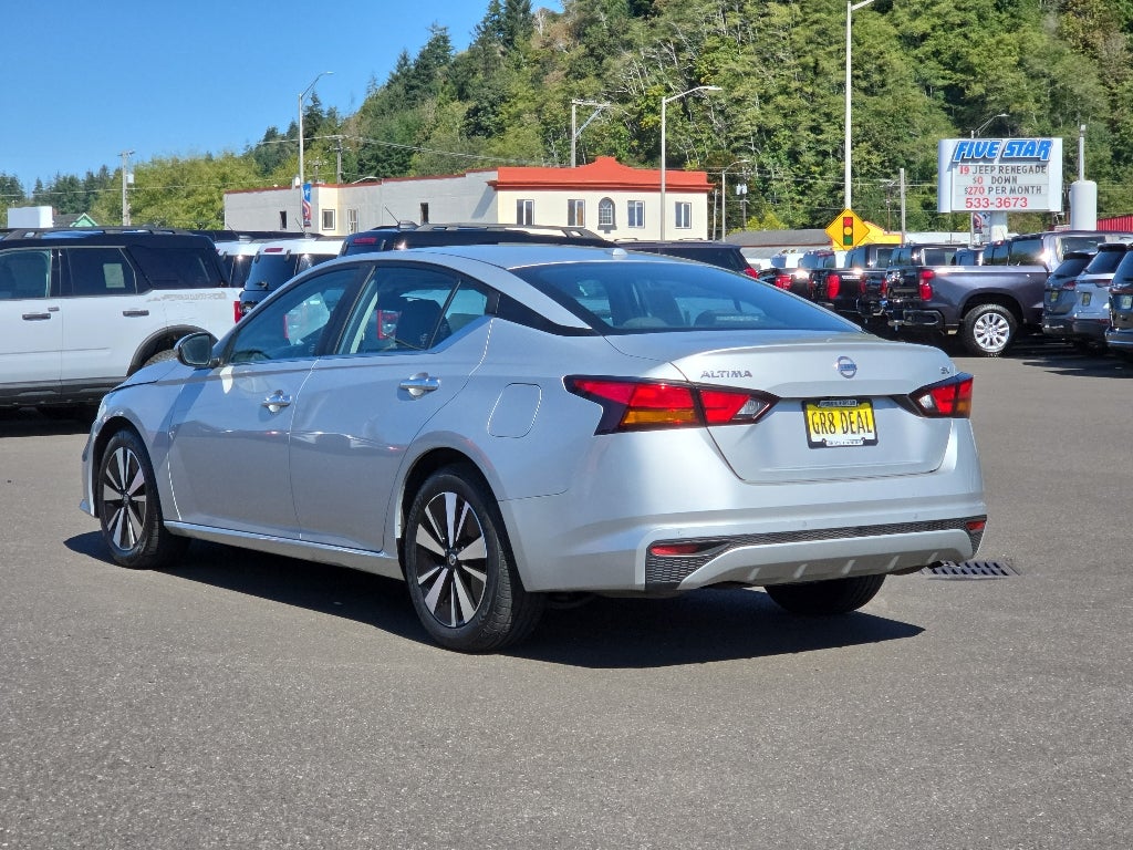 2022 Nissan Altima 2.5 SV