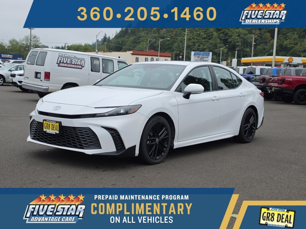 2025 Toyota Camry SE