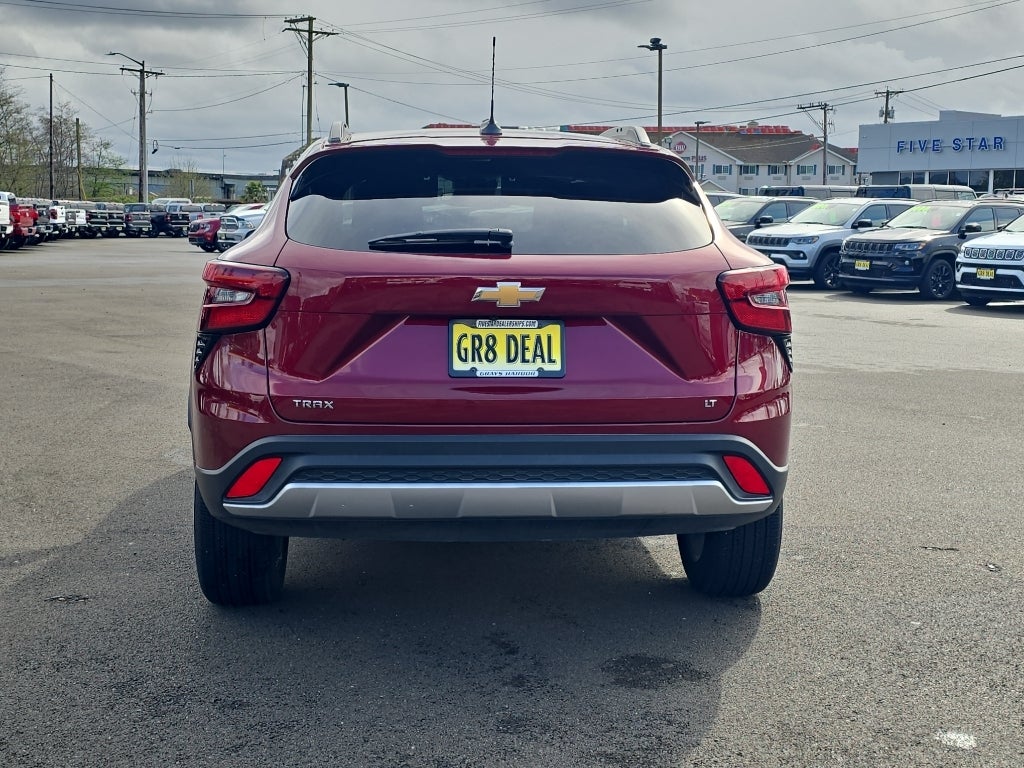 2025 Chevrolet Trax LT