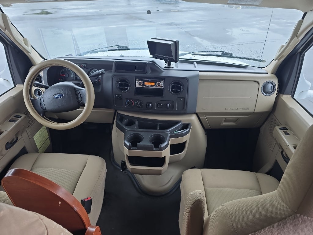 2014 Ford Econoline E350 Super Duty Base