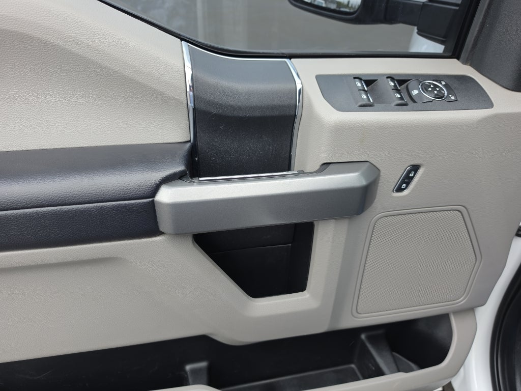 2017 Ford F-350 Super Duty XLT