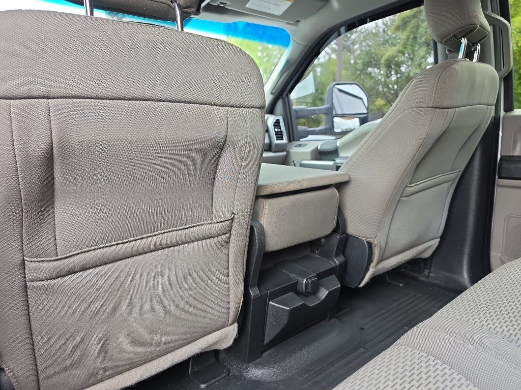 2017 Ford F-350 Super Duty XLT