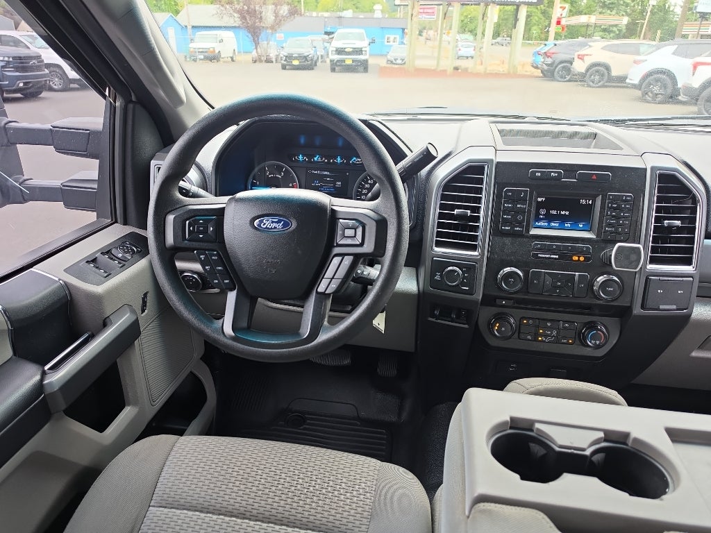 2017 Ford F-350 Super Duty XLT