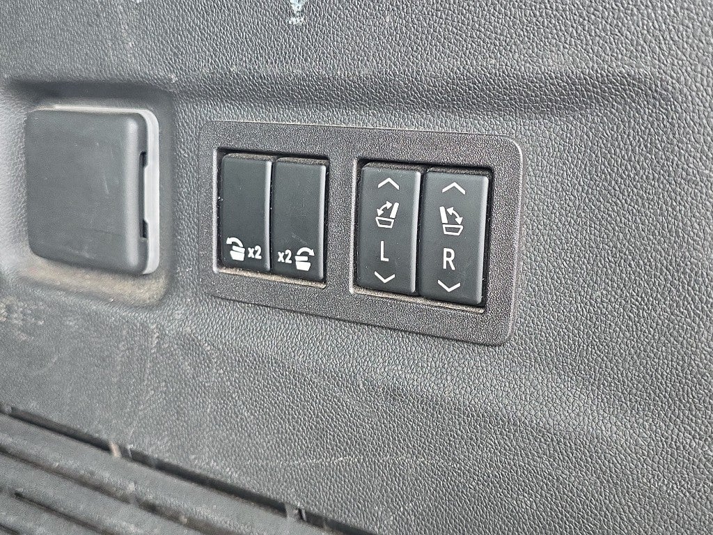 2023 Chevrolet Suburban 1500 Premier