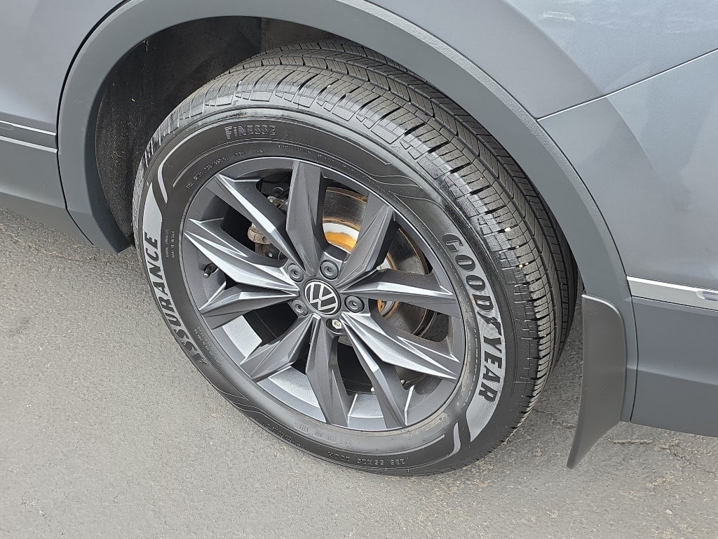 2023 Volkswagen Tiguan SE